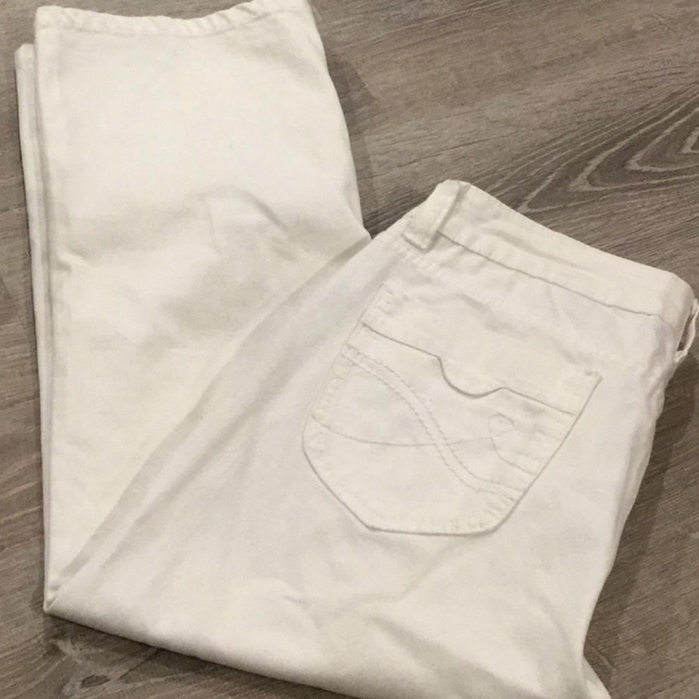 💥 DKNY Jeans~~White Ankle/Capri Jeans 💥💥